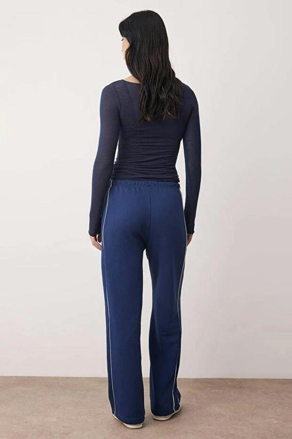 WOVCOR Wide Leg Knit Jogger with Piping Detail