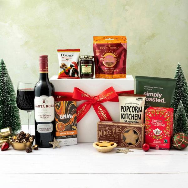 Red-Wine-Christmas-Hamper