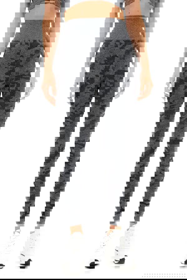 Smart Living Women's Camo High-Waisted Seamless Leggings - Black