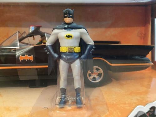 batman batmobile 1966 classic tv series with batman and robin jada