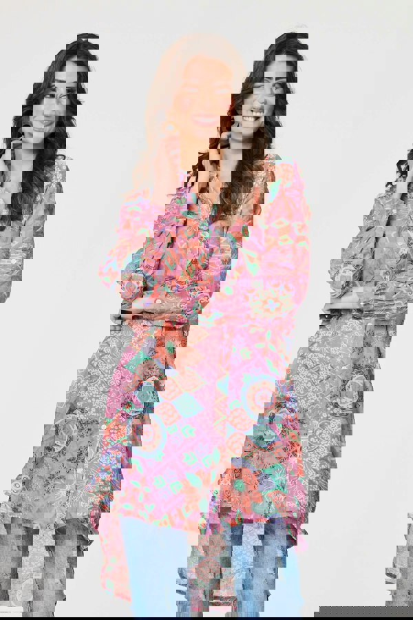 Pink | Printed Semi Sheer Longline Blouse : Model is 5'9"/175 cm and wears UK10/EU38/US6/AUS10