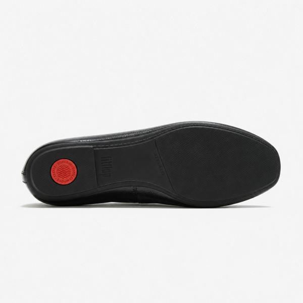 FitFlop DELICATO BOW TEXTURED PATENT-LEATHER Ballerina Shoes in Black