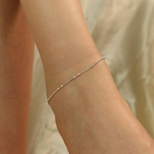 The Colourful Aura 925 Silver This Slim Thread Thin Minimalist Payal Anklet