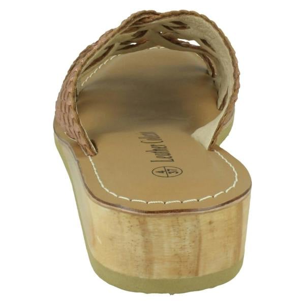 Leather Collection Ladies Leather Collection Low Wedge Platform Sandals F00423