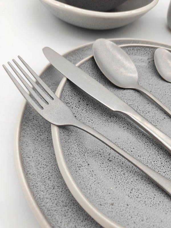 Reactive Grey Stoneware Dinnerware Set Nordic Pebble 4 Cereal Bowls 6.5"