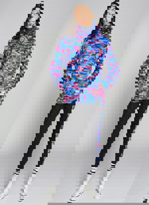 Beat Girlz Club Springboard SNOODY™ -  Shocking Pink Camo