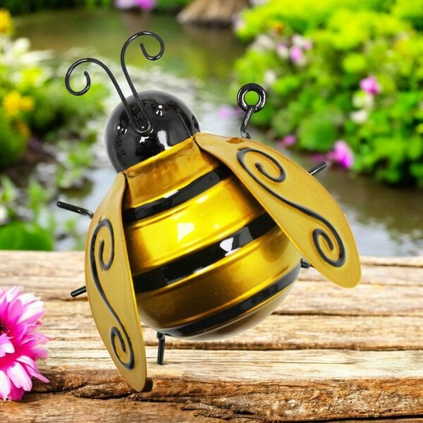 EDH Door Hardware Large Metal Bumblebee Wall Art