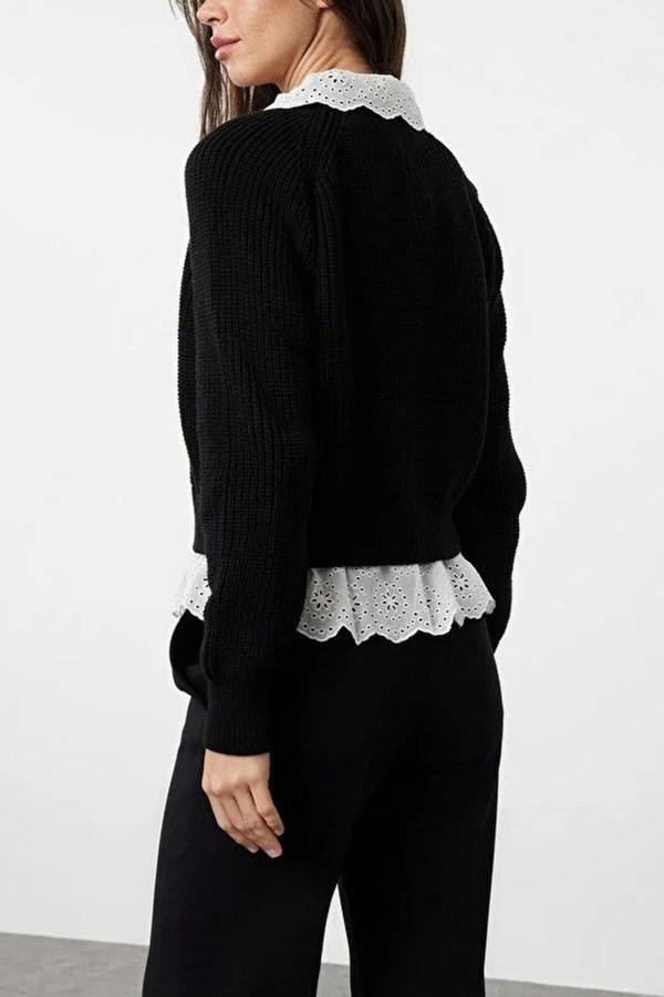 WOVCOR Crop V-Neck Knit Cardigan with Shirt Garnish Detail