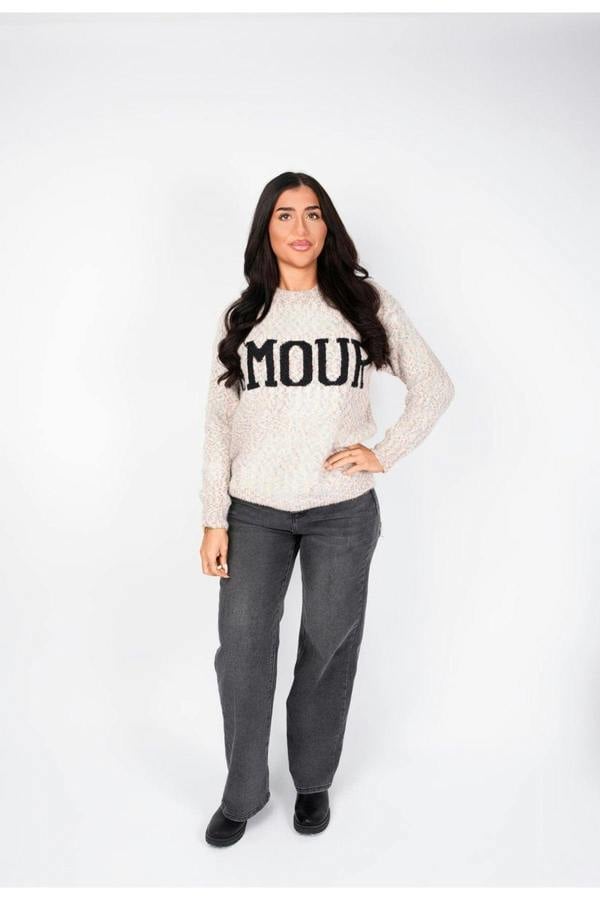 Zenya Fluffy Knit Oversized Jumper With Amour Slogan Detail - Wine