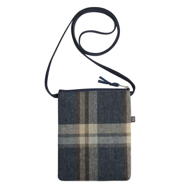 Earth Squared Small Sling Crossbody Appliqué Phone Bag – Sheep Design