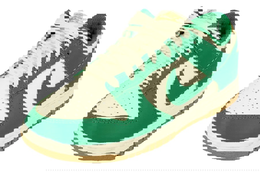 Nike Womens Dunk Low Trainers Fb7173  131 - Sail Malachite Sail 131 - Photo 0