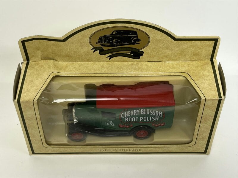 MCSlots Cherry Blossom Boot Polish Truck 1903 Days Gone Lledo CBBP01D B2