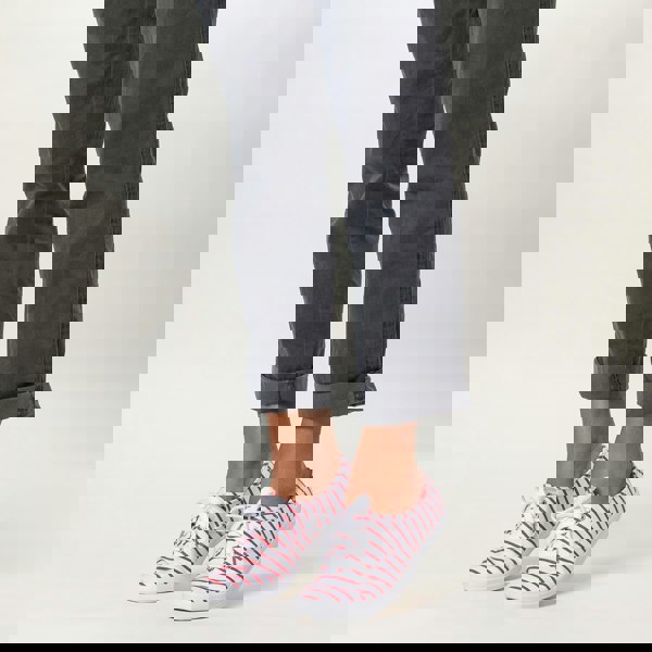 Keds Champion Women Breton Stripe Rubber Outsole White&Red Canvas Shoes, Size 3