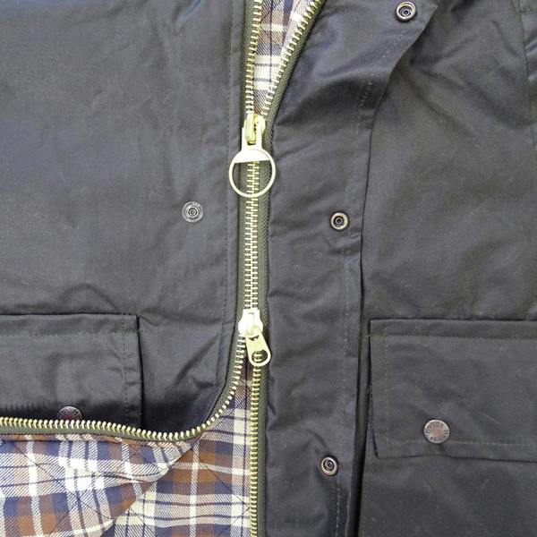 Hoggs of Fife Waxed waistcoat with metal two way zip