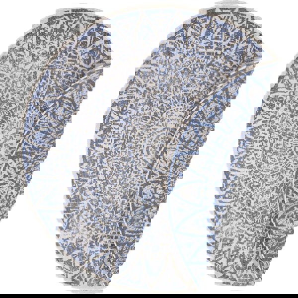 The Rugs Outdoor-Indoor Reversible Round Rug: Versatility