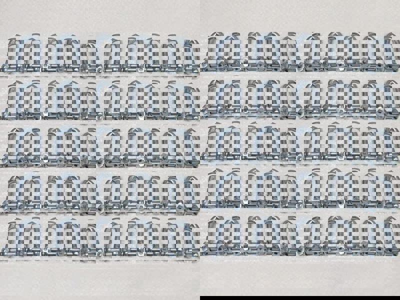 x50 11MM Galvanised Commercial Dee Shackles - Chain Connector Caravan Tether