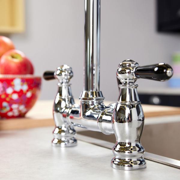 Flode klas | Traditional Bridge Style 3 in 1 Instant Boiling Tap | Black Ceramic Levers | Polished Chrome Finish