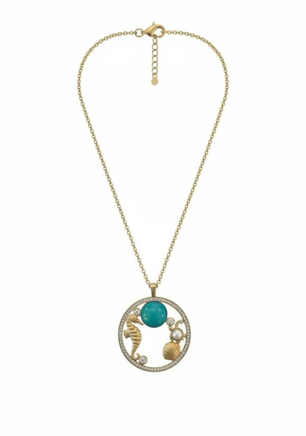 Full view showing the lobster clasp and chain.