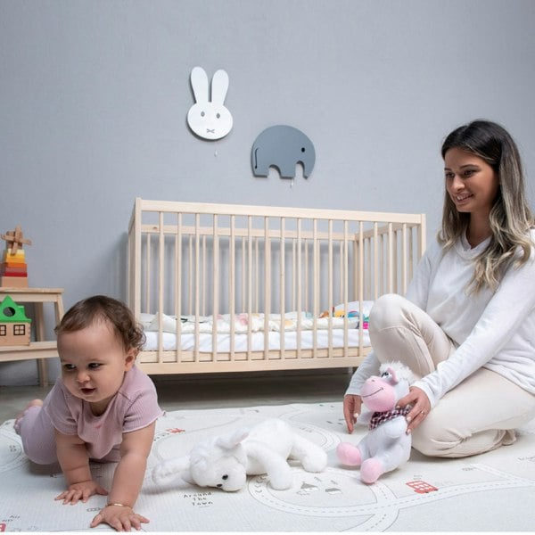 Kub Natural Cot Lifestyle Image