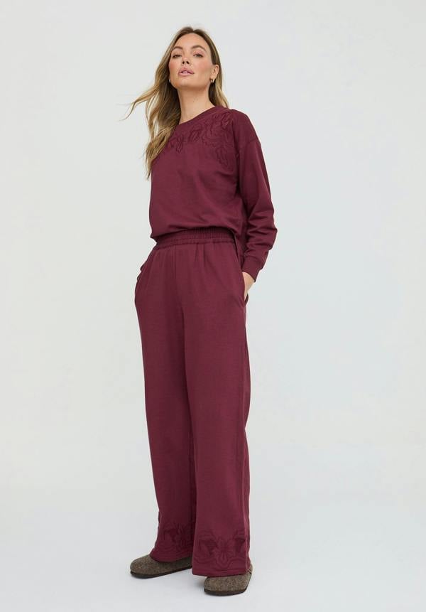 Raffya Lily-Anne Cut Out Embroidered Wide Leg Trouser In Burgundy