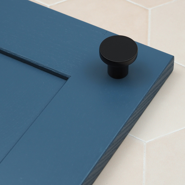 Handle & Home 33mm Matt Black Knob