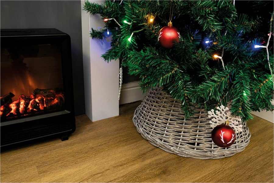 St Helens Christmas Wicker Tree Skirt, Large
