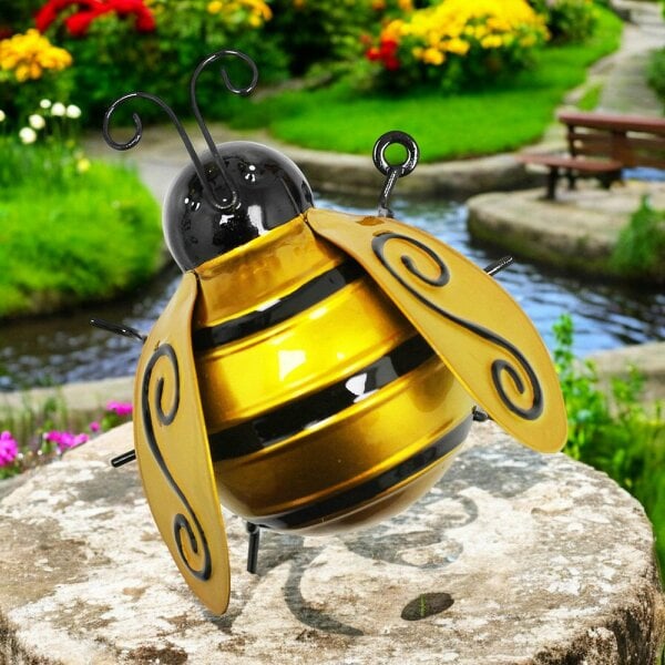 EDH Door Hardware Large Metal Bumblebee Wall Art