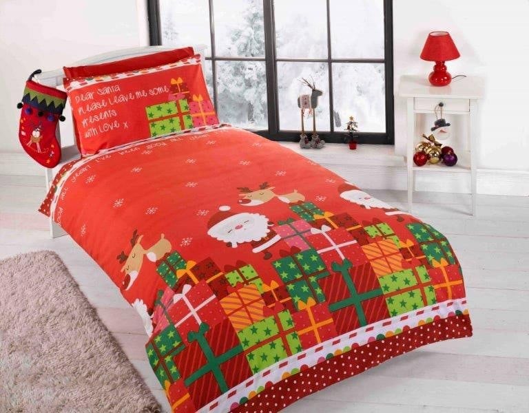 HomeSpace Direct Santa's Coming Duvet Cover Set