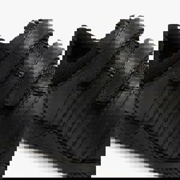 1560932669-02297200.jpg