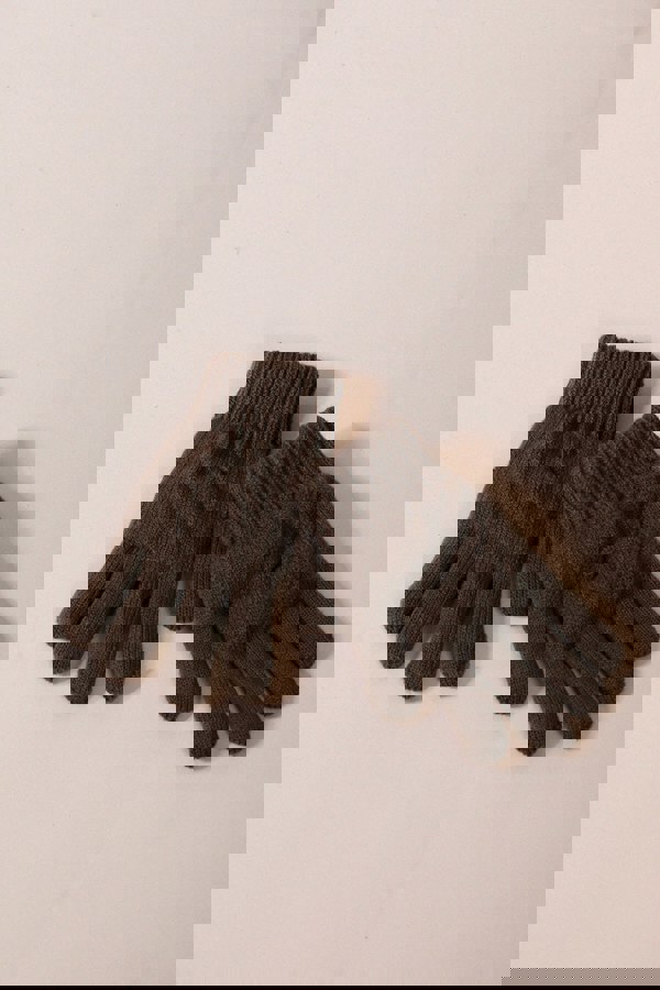 SVNX Touch Screen Cable Knit Gloves In Brown