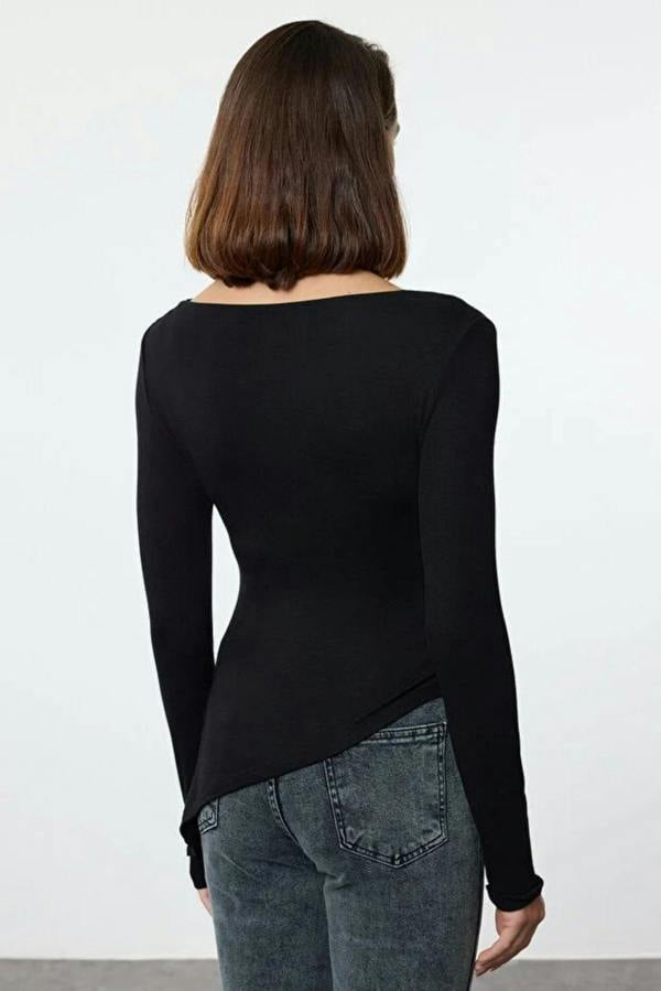 WOVCOR Soft Textured Asymmetric Knit Blouse
