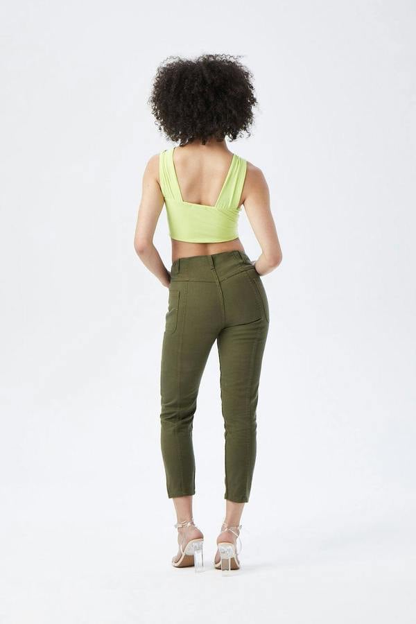 Urban Bliss Slinky Twist Cut Out Top
