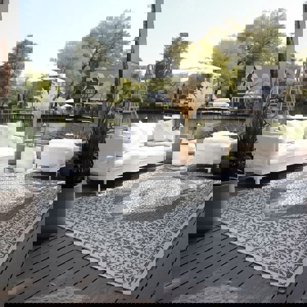 Meekly Indoor & Outdoor Reversible Grey Rug