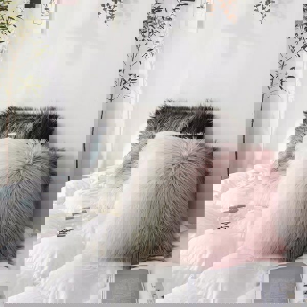 M32 Set Of Two Cushions, Pink And Black-Weilai Concept-Weilai Concept