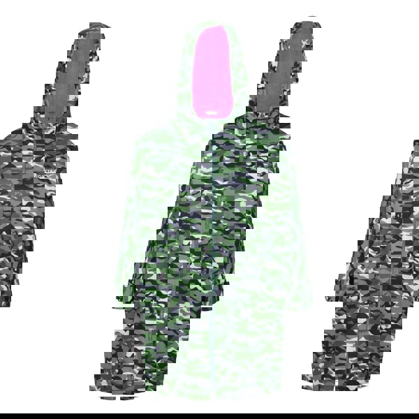 Regatta Childrens/Kids Camouflage Waterproof Changing Robe - Cactus Green/Pink Potion