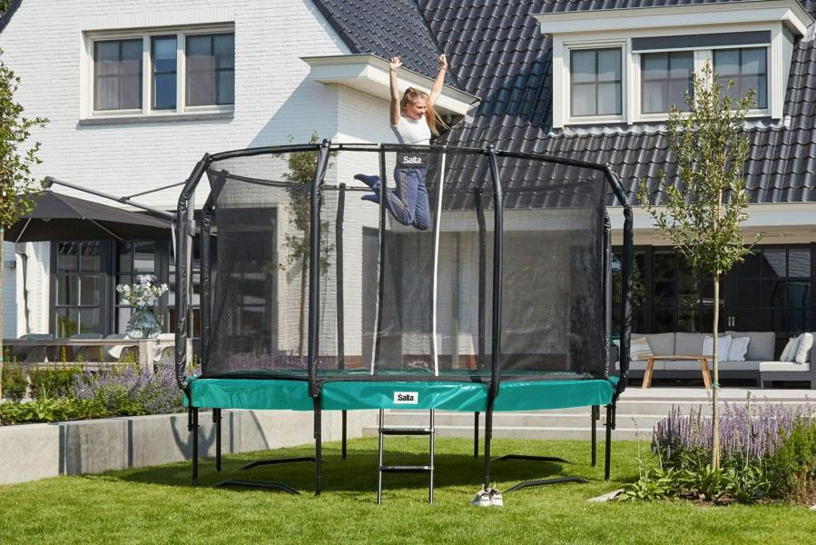 10ft Salta Green Round First Class Edition Trampoline with Enclosure