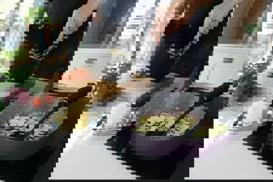 MasterClass Cast Aluminium Frying Pan, Purple, 26cm