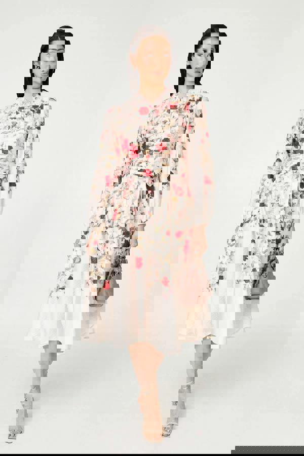 White | Floral Tie Waist Long Sleeve Midi Dress : Model is 5'9"/175 cm and wears UK8/EU36/US4/AUS8