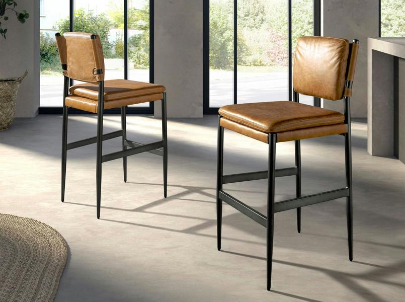 Angel Cerdá Brown Leather Stool 4167