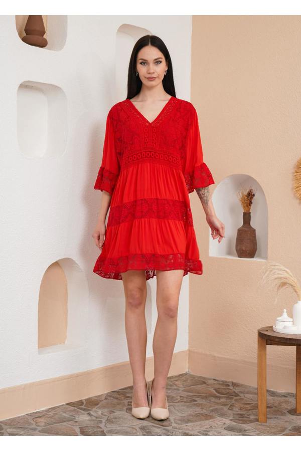 Hoxton Gal Relaxed Fit 3/4 Sleeves Lace Detailed V Neck Mini Dress in Red