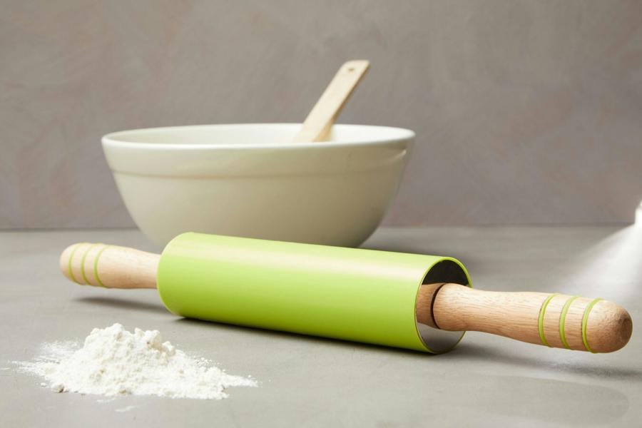 Interiors by Premier Green Silicone Rolling Pin, Non-Stick Surface for Easy Dough Release, Heat Resistant Up to 230°C