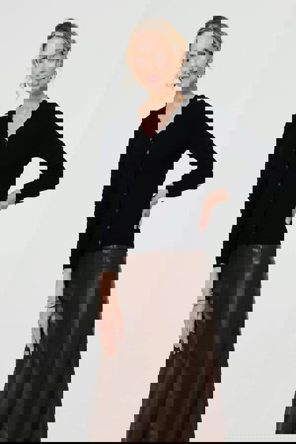 Black | Cropped Button-Up Slim Knit Cardigan
