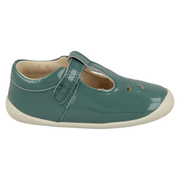 Clarks Girls Clarks Cut Out Detailed Shoes Roamer Star