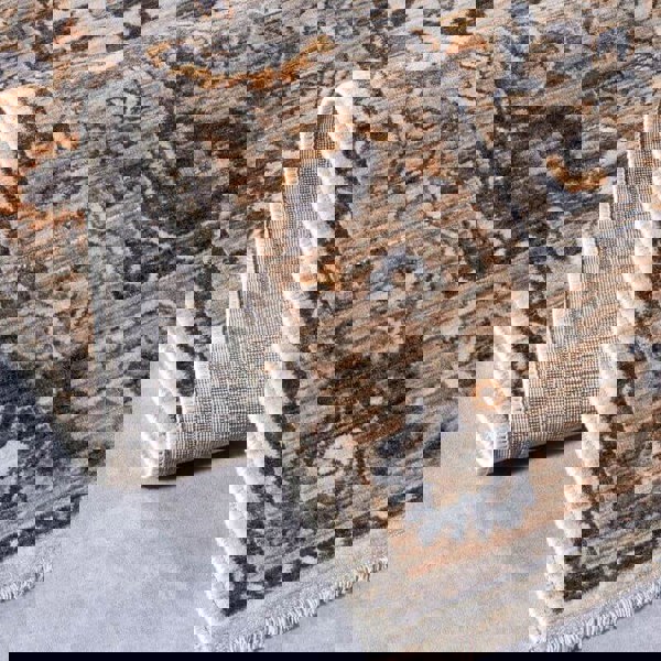 The Rugs Short-Pile Oriental Bordered Design Rug