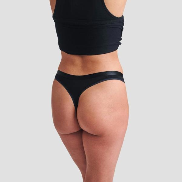 ELLE 3 Pack Super Soft Cotton Heritage Patch Thongsin in Black