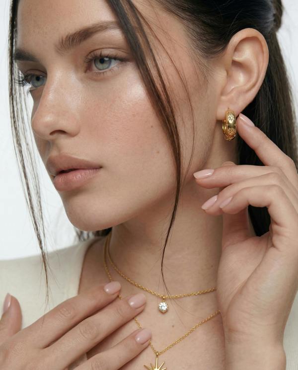 Elk & Bloom Chubby 14k Gold Gemstone Huggie Hoops