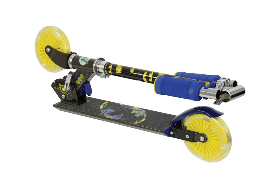 Batman Folding Inline Scooter with Light Up Wheels