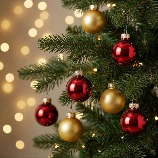 Garden Greatness Classic Red and Gold Glass Christmas Baubles Set