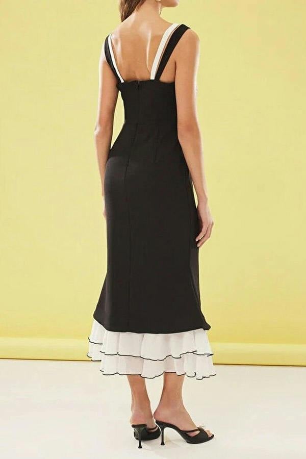WOVCOR Dress with Bow Detail at Hem