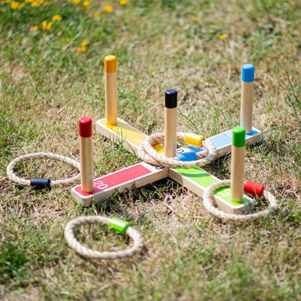 Bigjigs Toys Wooden Quoits Game - 12 Play Pieces